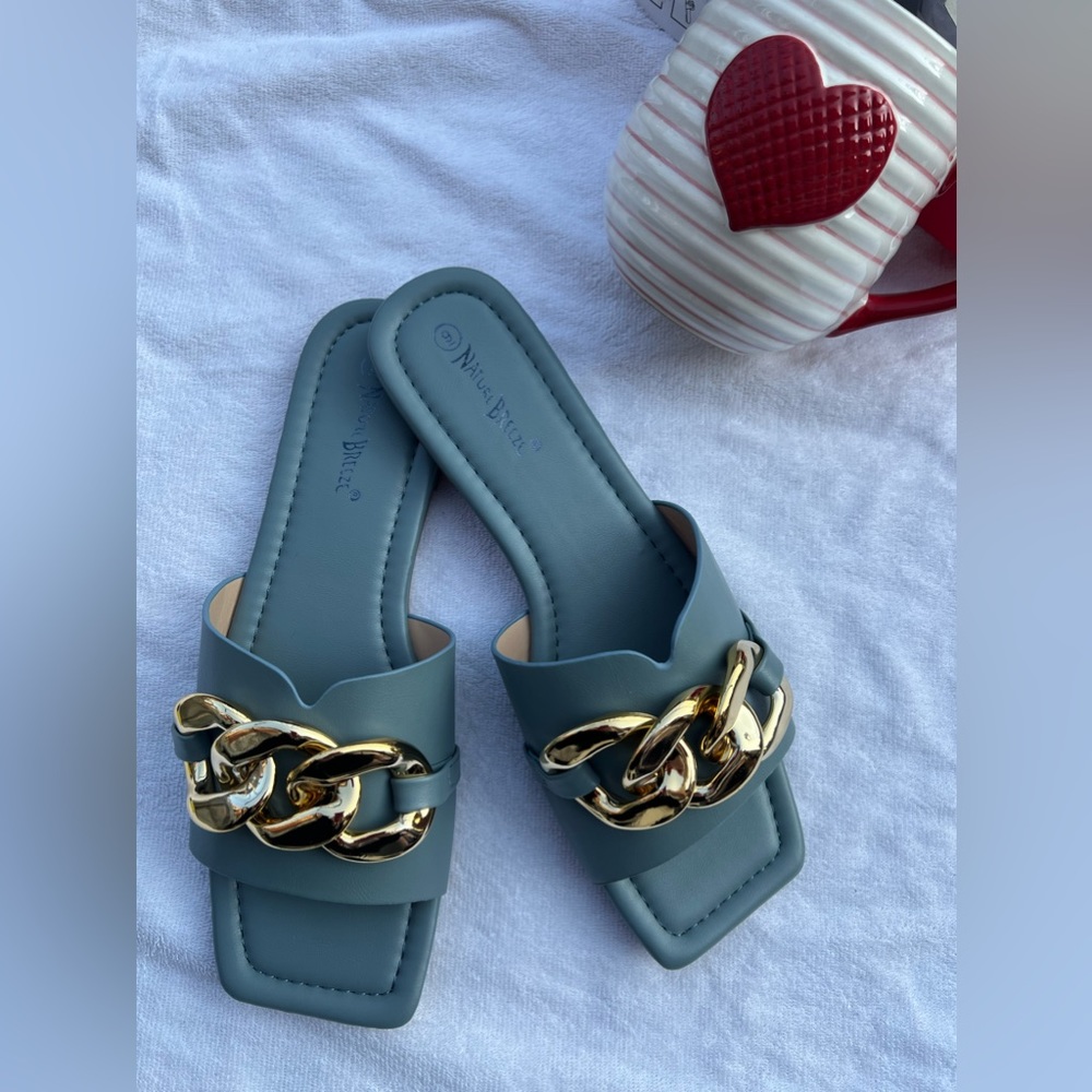 GORGEOUS SUMMER SANDALS♥️
